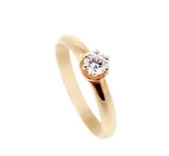 ANILLO ORO 18 KILATES CON DIAMANTE