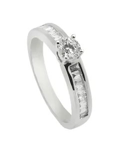 ANILLO ORO 18 KILATES CON DIAMANTES