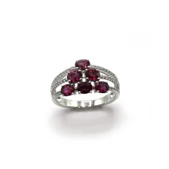 ANILLO ORO 18 KILATES CON DIAMANTES Y GRANATES RODOLITAS