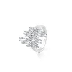 ANILLO ORO 18 KILATES CON DIAMANTES
