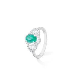 ANILLO ORO 18 KILATES CON DIAMANTES Y ESMERALDA