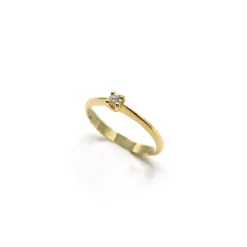 ANILLO ORO 18 KILATES CON DIAMANTES