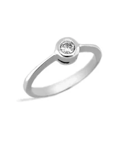 ANILLO ORO 18 KILATES CON DIAMANTE