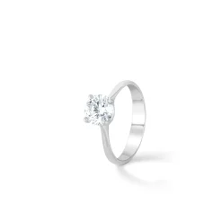 ANILLO ORO 18 KILATES CON DIAMANTES