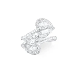 ANILLO ORO 18 KILATES CON DIAMANTES