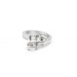 ANILLO ORO 18 KILATES CON DIAMANTES
