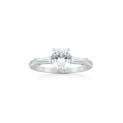 ANILLO ORO 18 KILATES CON DIAMANTES