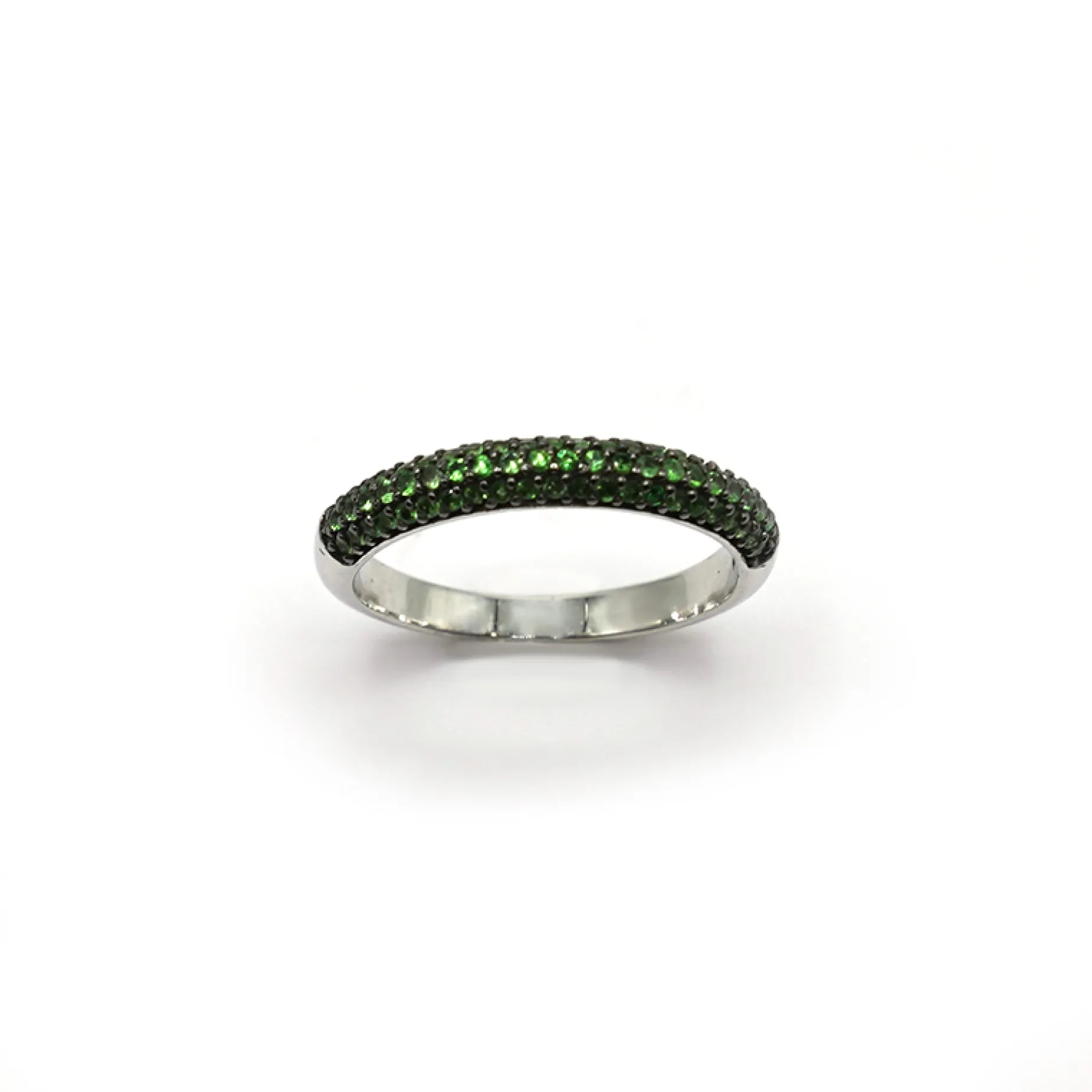 ANILLO ORO 18 KILATES CON GRANATES TSAVORITAS